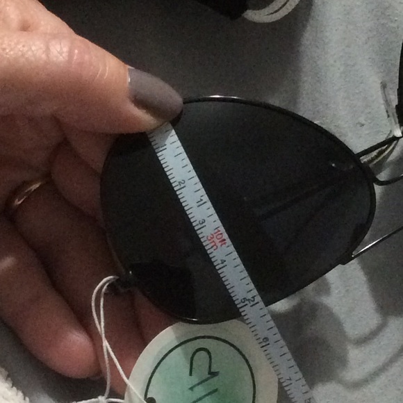 SHOPWEARMEPRO Aviator Polarized Sunglasses - Picture 6 of 8